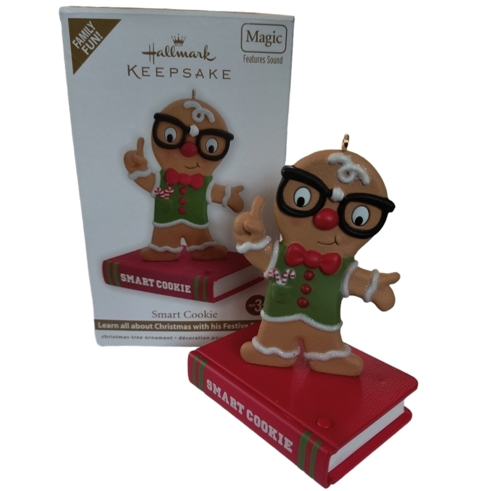 Hallmark Keepsake 2012 "Smart Cookie" Gingerbread Man Magic Sound Ornament